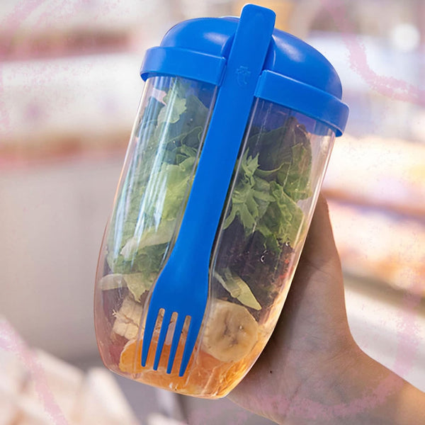 Salad mixing cup, ideal for business people on the go