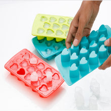 Tray for heart-shaped ice cubes, perfect for adding charm to beverages.