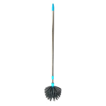 Cobweb brush with extendable handle